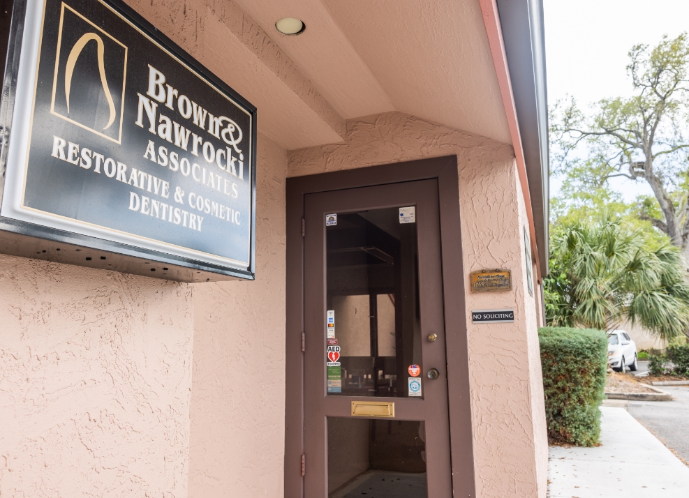 Front door of Brown and Nawrocki Restorative and Cosmetic Dentistry