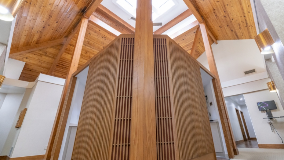 Wooden walls and celling in Ormond Beach dental office